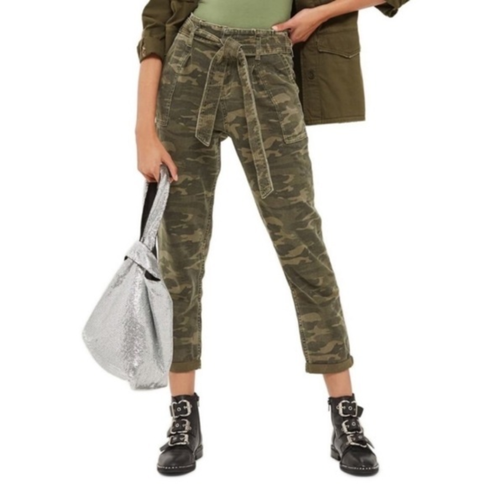 Camo Belted‎ Paperbag Pants